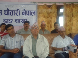 पूर्व राजालाई पार्टी खोल्न एमाले नेता नेपालको चुनौति