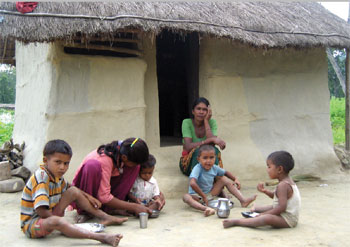 गरीबको रोजाइ आत्महत्या