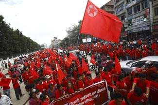 आफ्नै धरापमा माओवादी