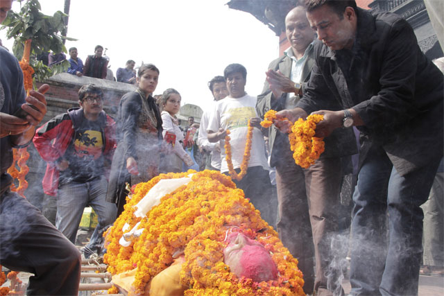 बेचल्तीको बाटोका बटुवा