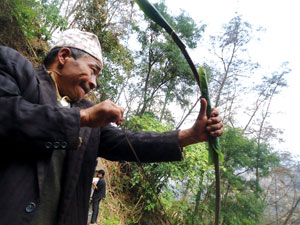 मुन्धुममाथि दुई वृत्तचित्र