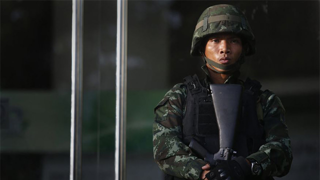 थाईल्याण्डमा सेनाको ‘मार्शल ल’