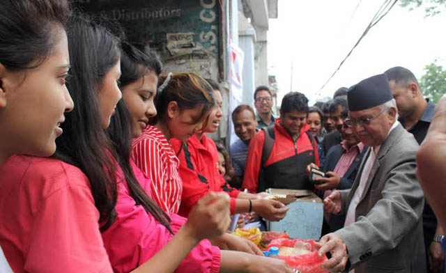 पुनःस्थापनाका लागि अखिलकाे ५० हजार स्वयमसेवक