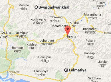 कार नदीमा खस्दा एकै परिवारका तीनको मृत्यु