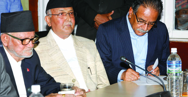 संविधान २०७२: बहुमतबाट गठबन्धनतर्फ