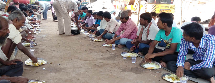 वीरगञ्जमा धर्ना, भारतमा भोज