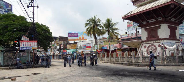 वीरगञ्जमा चार जनाको मृत्यु, दङ्गाग्रस्त क्षेत्र घोषणा (अपडेट)