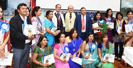 बेलायतमा नेपाली नर्स : कडा नीतिको मार