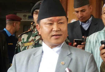 ‘वर्षा अगाडि नै भूकम्पपीडितको हातमा रु दुई लाख’