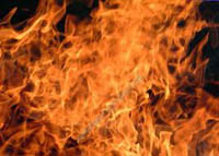 आगलागीबाट तीन घाईते, २१ लाख क्षति