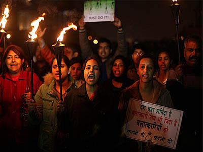 भारतमा बलात्कारका एक लाख अभियुक्त रिहा