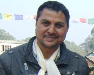 पत्रकार प्याकुरेलको दुर्घटनामा निधन