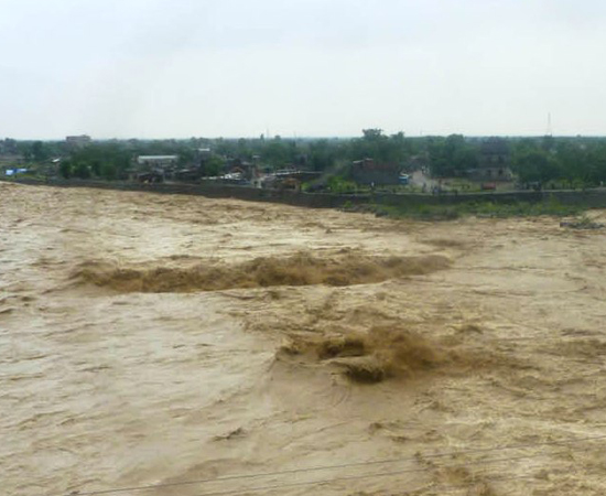 पहिरोमा परेर एकै परिवारका पाँचको मृत्यु(विभिन्न ठाउँको क्षतिसहित)