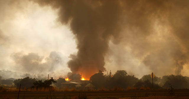 अमेरिकामा आगो निभाउन गएका १९ को मृत्यु