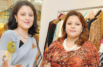 पूर्वराजपरिवारका सदस्यले मतदाता नामावली दर्ता गरे