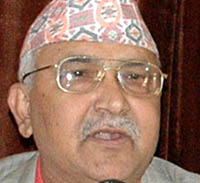 वैद्यलाई उचालेर निर्वाचन भाँडने षडयन्त्र हुँदैछः ओली