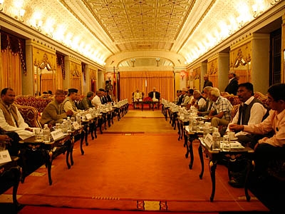 सर्वदलीय बैठक निष्कर्षबिहिन