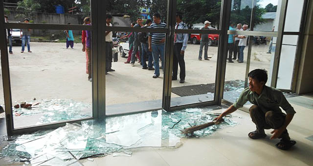 बिरामीको मृत्युपछि अस्पतालमा तोडफोड