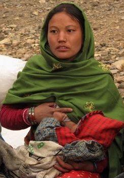 जन्मदर्ता गराउनेलाई उपहार