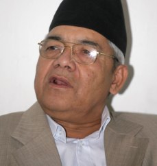 प्रहरी अस्पताललाई शिक्षण अस्पताल बनाइनेः गृहमन्त्री गौतम