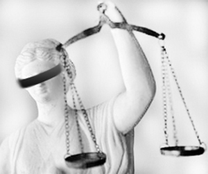 हिंसाविरुद्ध अदालत जाने महिला बढे