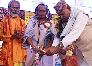 हात जोडेर भन्छु समयमै संविधान बनाइदिनुसः राष्ट्रपति