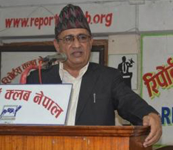 आन्दोलन फिर्ता लिएर वार्तामा आउनोस्ः मन्त्री आचार्य