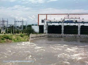 गण्डक बाँध मर्मत नसकिँदै ठोकर भत्किन थाले