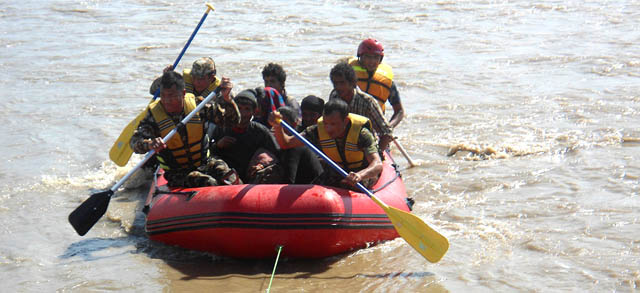 कञ्चनपुर: टापूमा फसेका सबै ४१ जनाको उद्धार